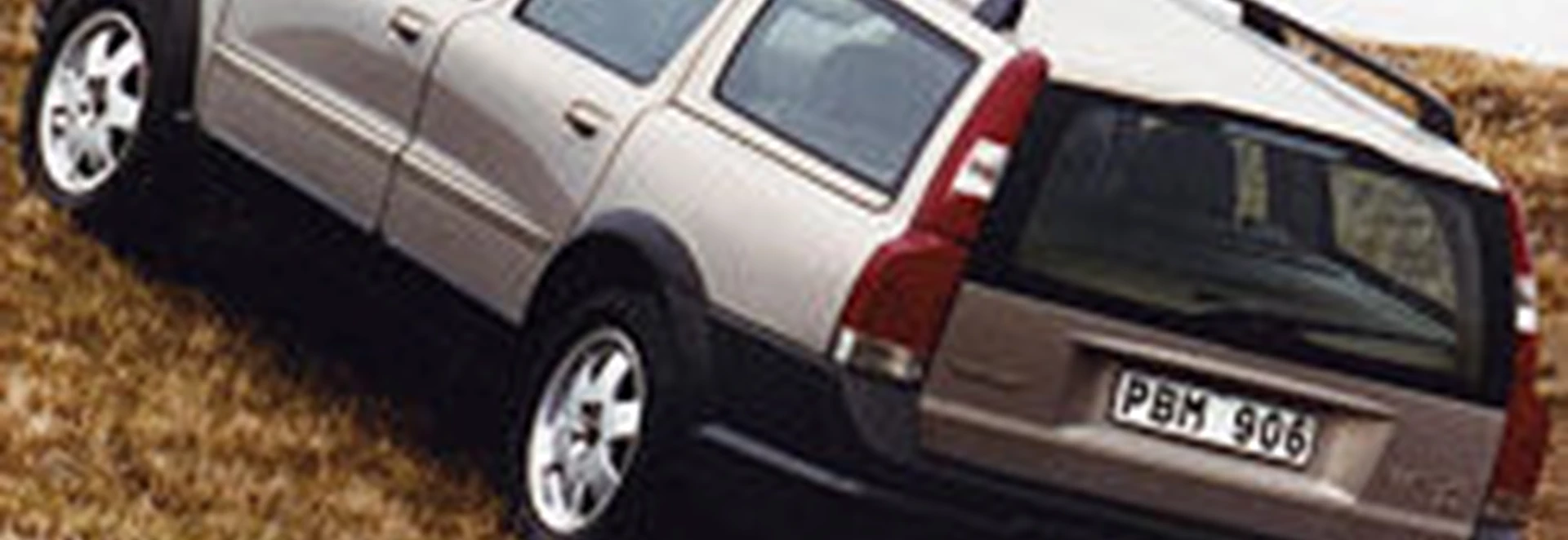 Volvo V70 Cross Country (2000)